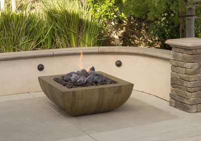 American Fyre Designs: Reclaimed Wood Bordeaux Square Fire Bowl