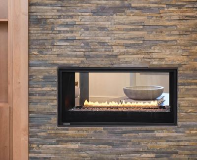 Montigo: 38" Phenom See-Through (Electronic Ignition)
